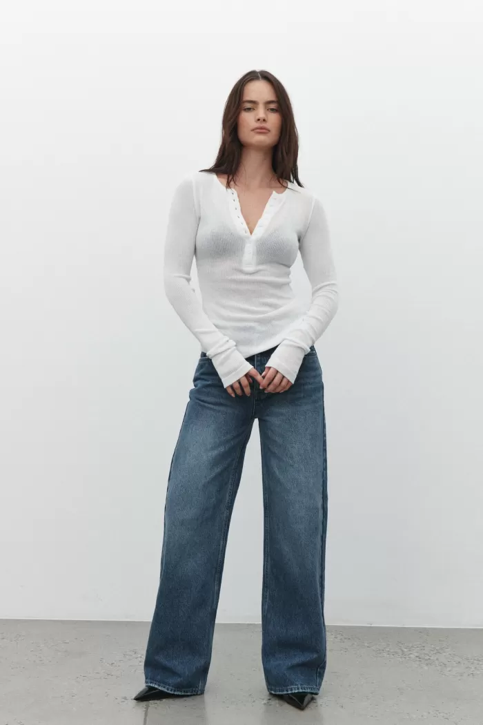 xavier_button_top__white_2-1.webp Best Sale Bayse Brand Xavier Button Top - White